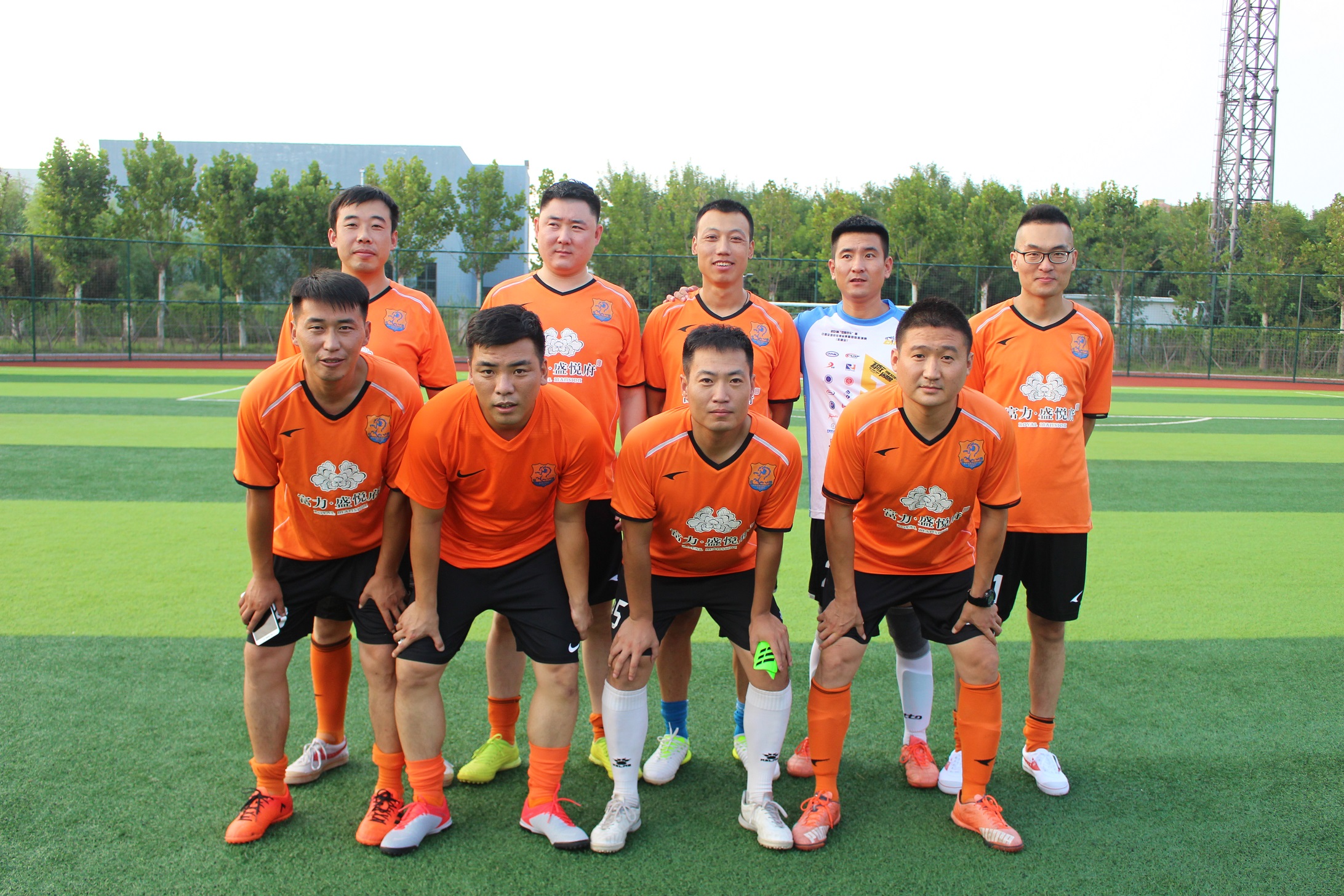 富力盛悦府龙腾足球队